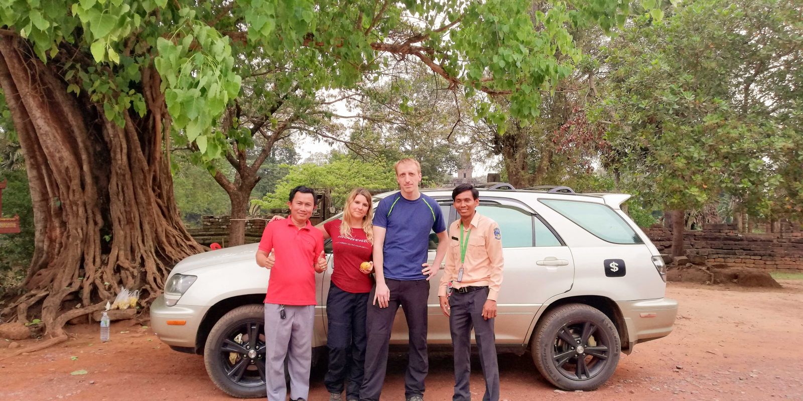 cambodia-private-taxi-driver