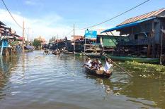 Visite du lac Tonlé Sap - Explorez le village de pêcheurs du village à la flottaison - Kampong-phuk-stilted-village.jpg
